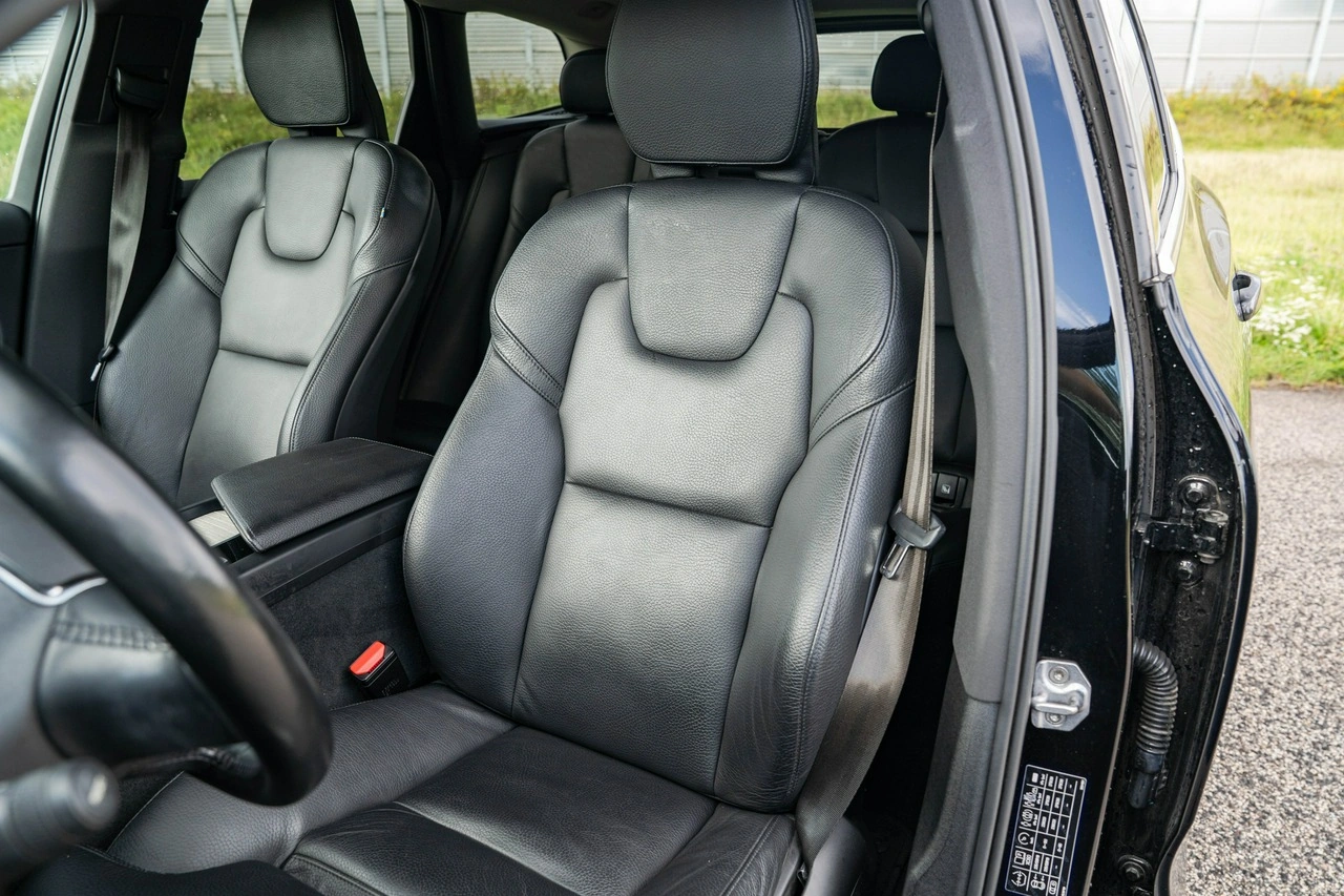 Volvo XC 60 - Zdjęcie 21