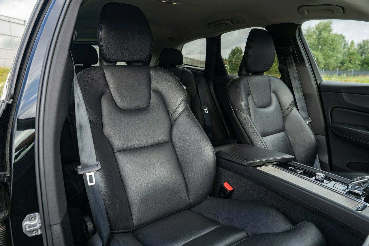 Volvo XC 60 - Zdjęcie 22