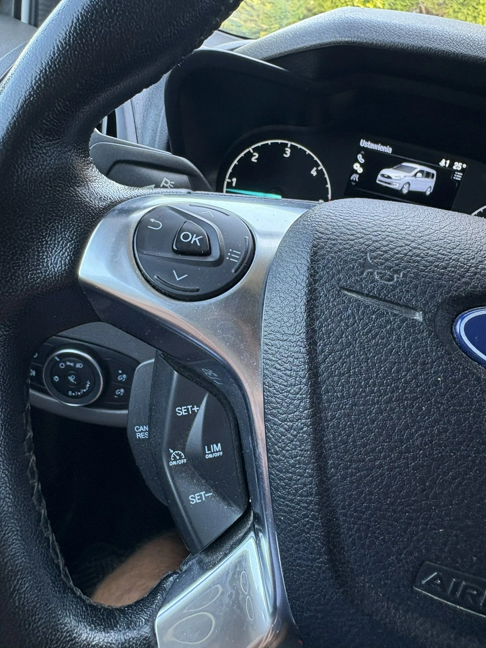 Ford Transit Connect - Zdjęcie 15