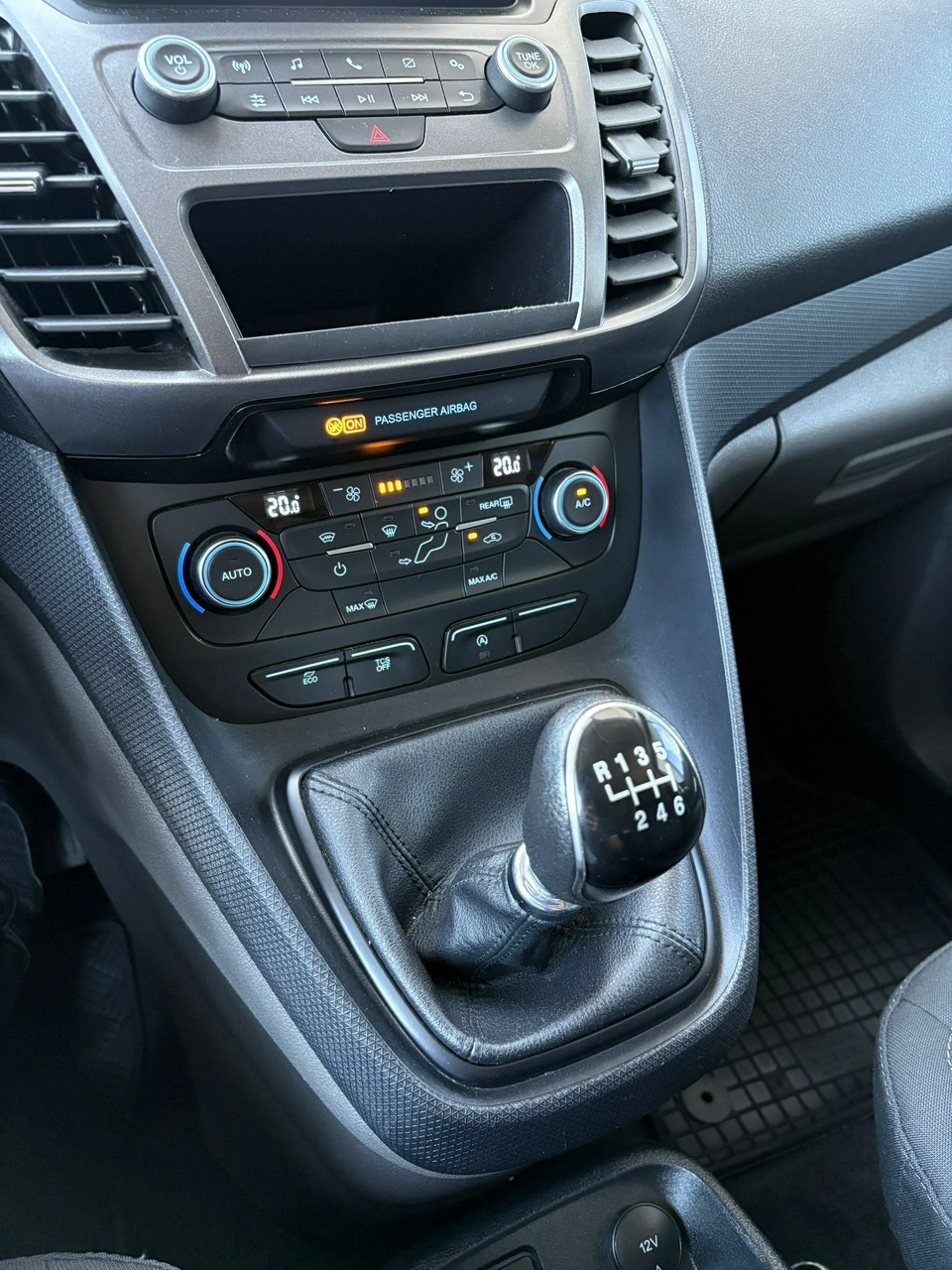 Ford Transit Connect - Zdjęcie 19