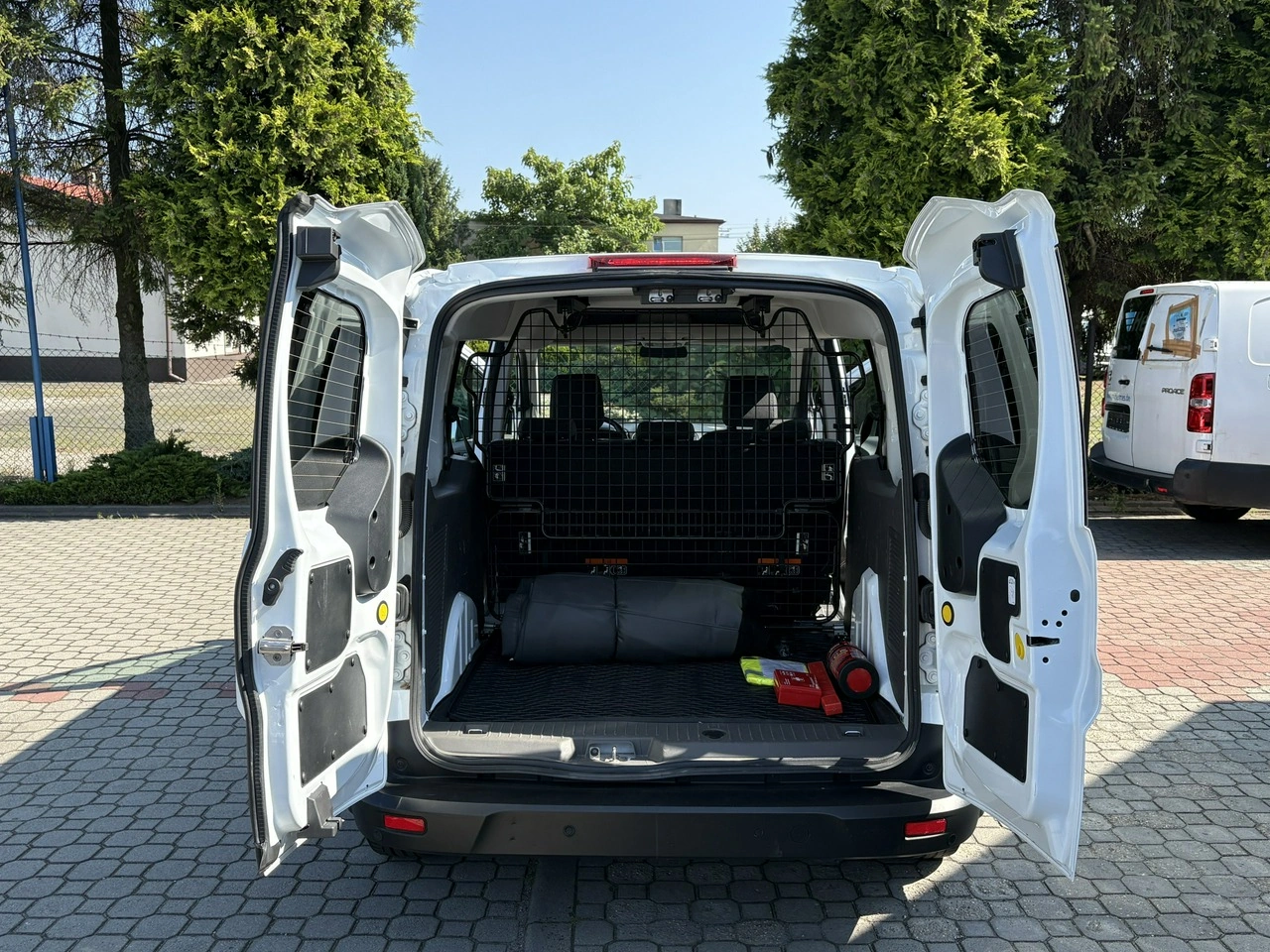 Ford Transit Connect - Zdjęcie 24