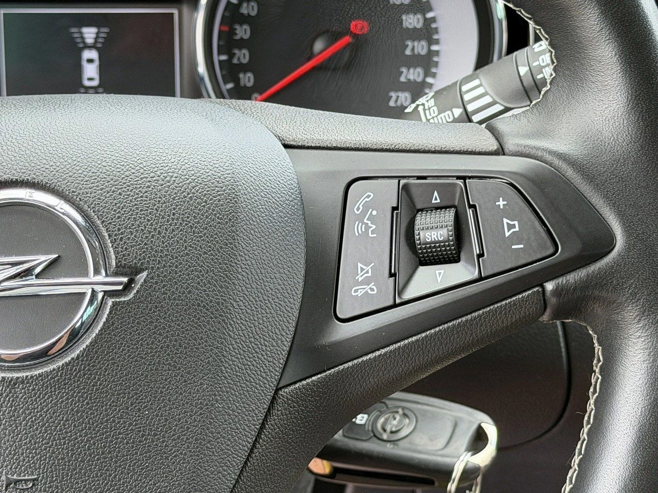 Opel Astra - Zdjęcie 12