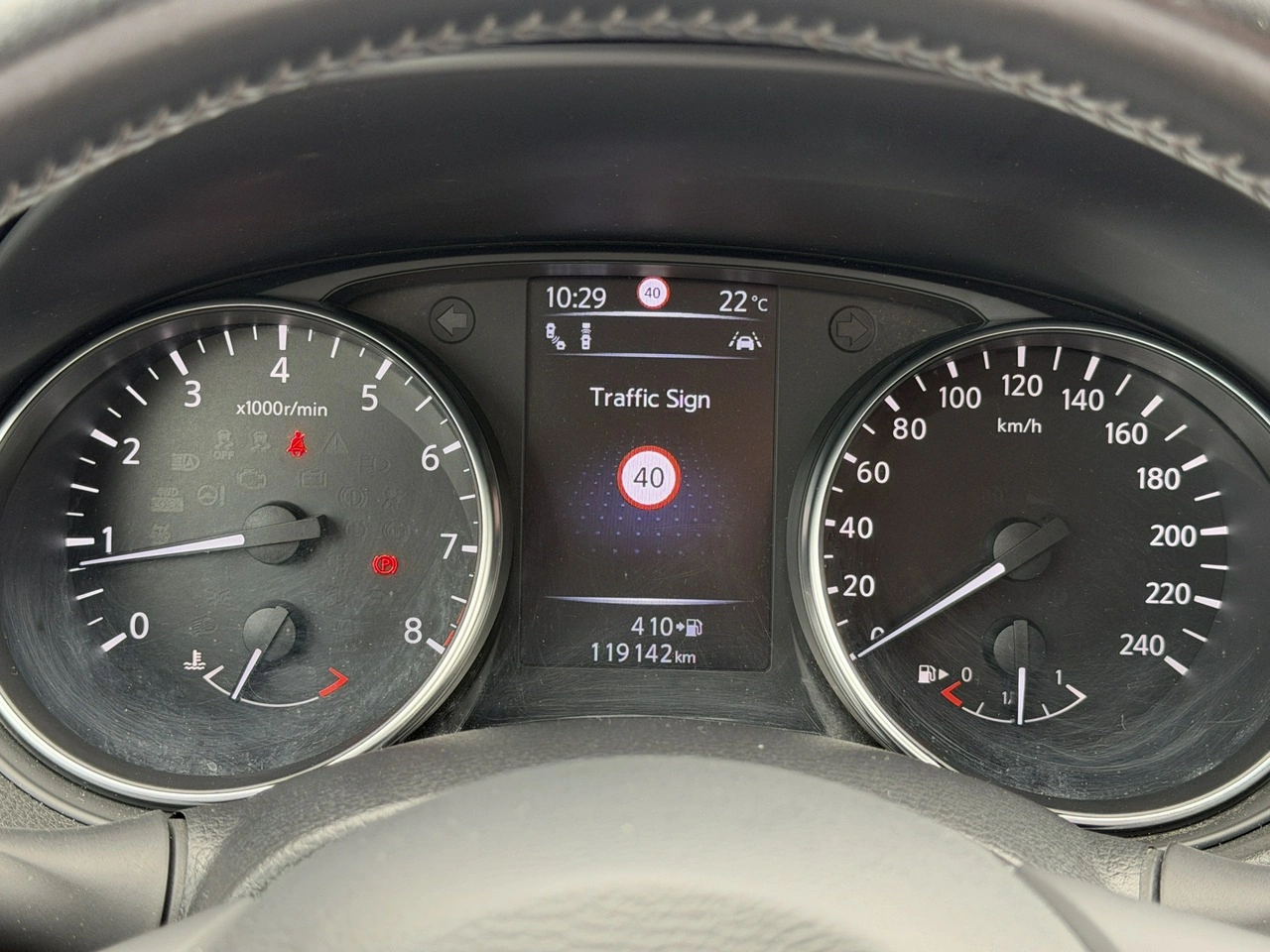 Nissan Qashqai - Zdjęcie 12