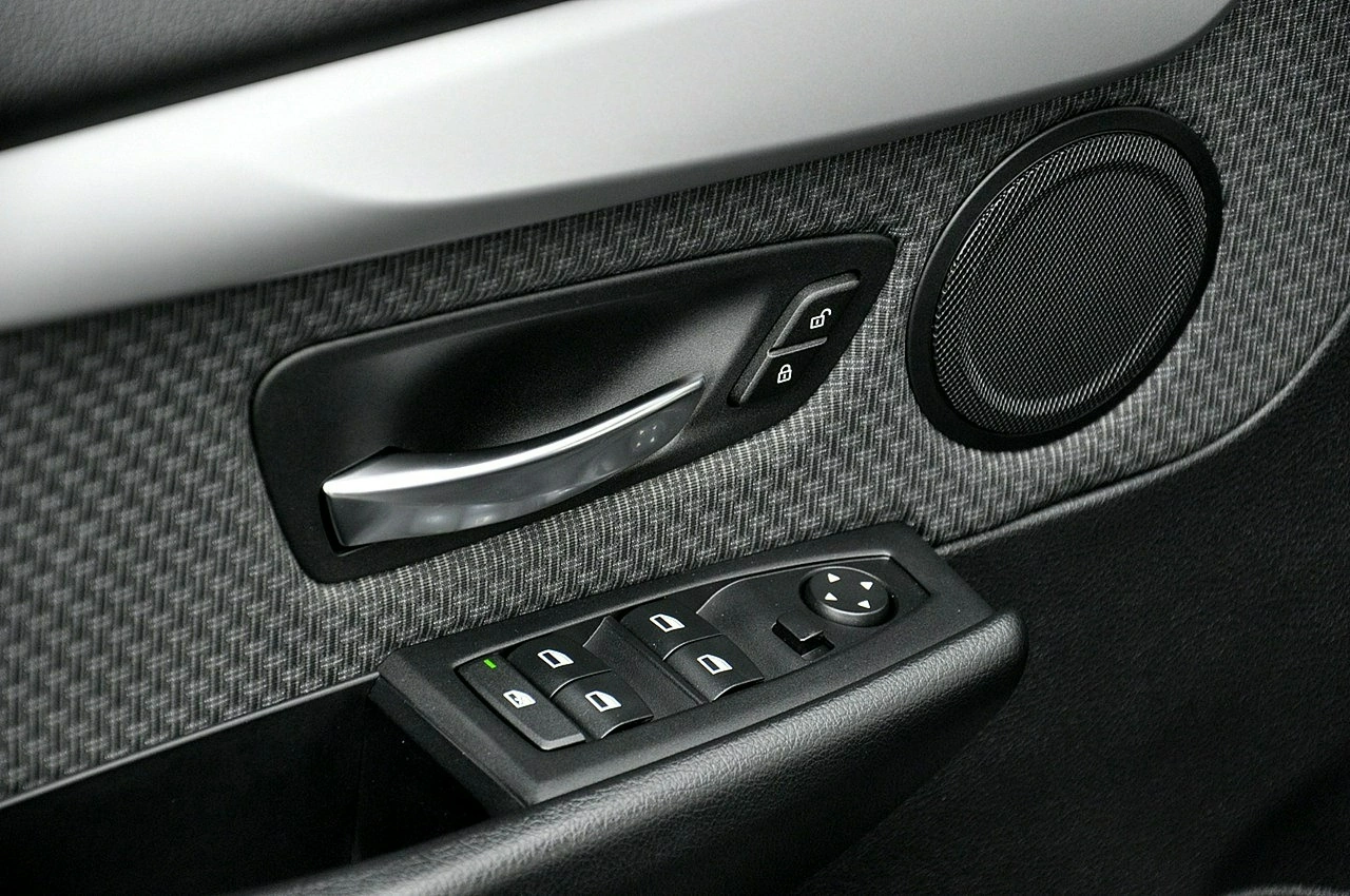 BMW 218 - Zdjęcie 9