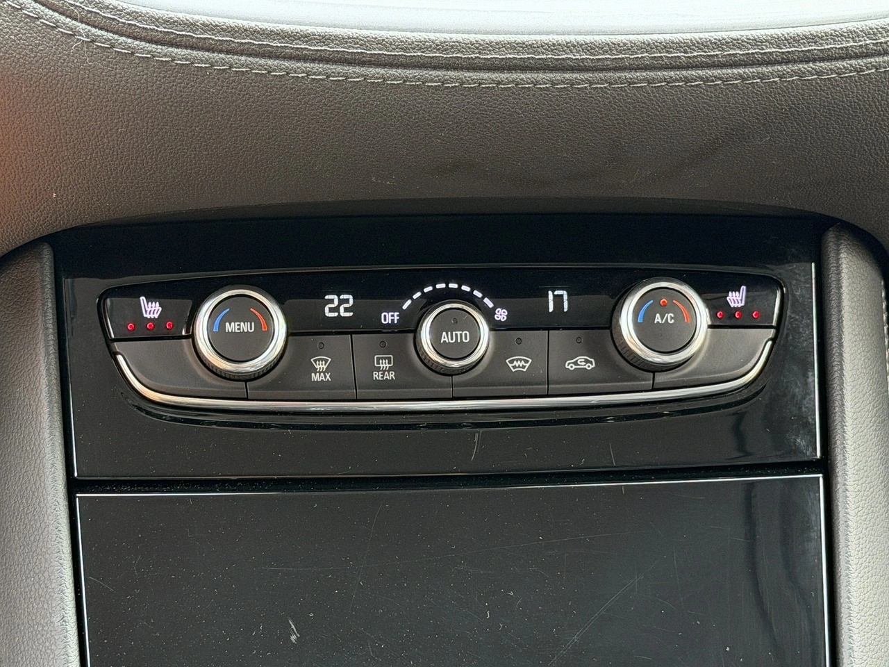 Opel Grandland X - Zdjęcie 10