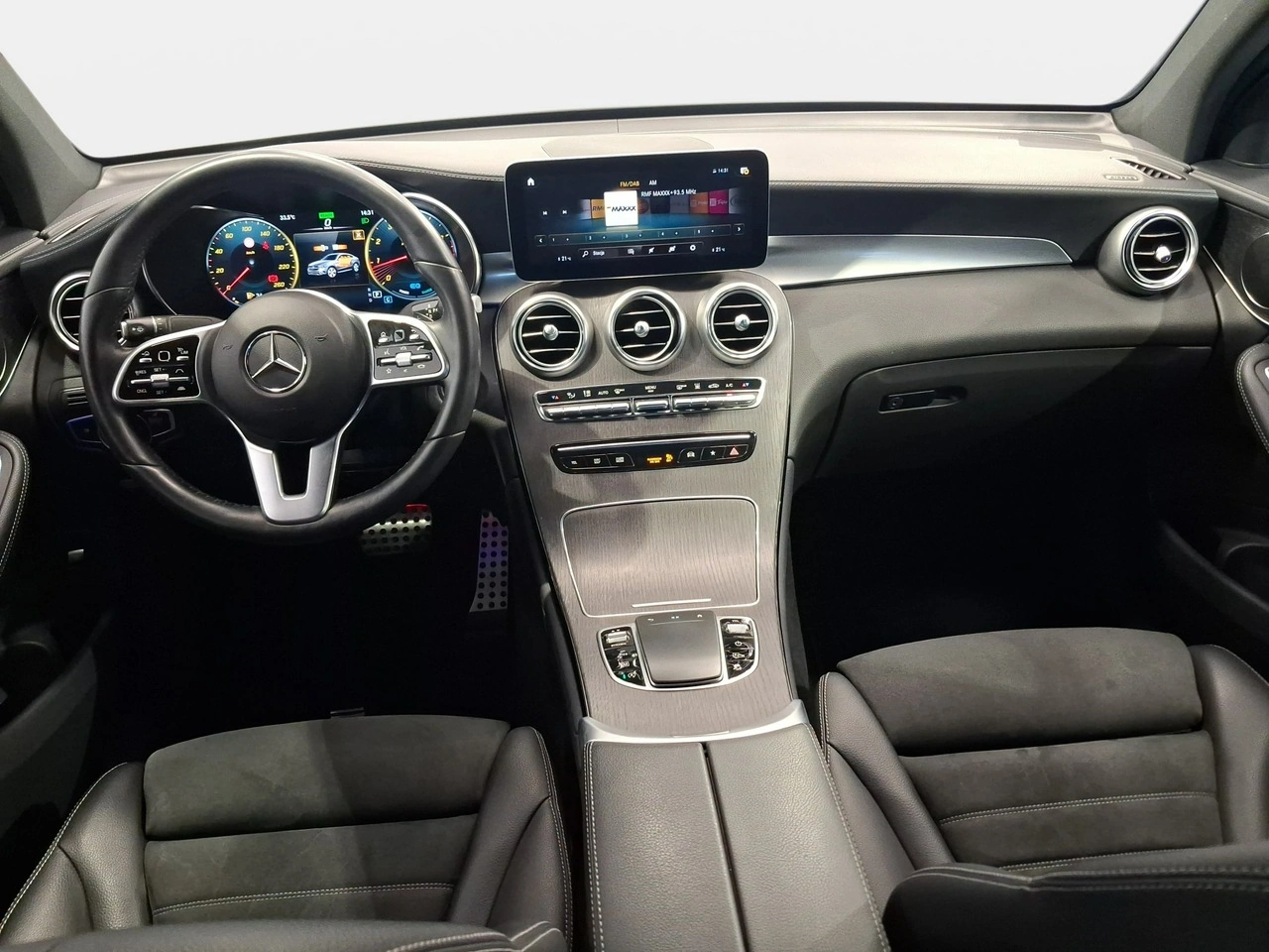 Mercedes GLC 200 - Zdjęcie 16