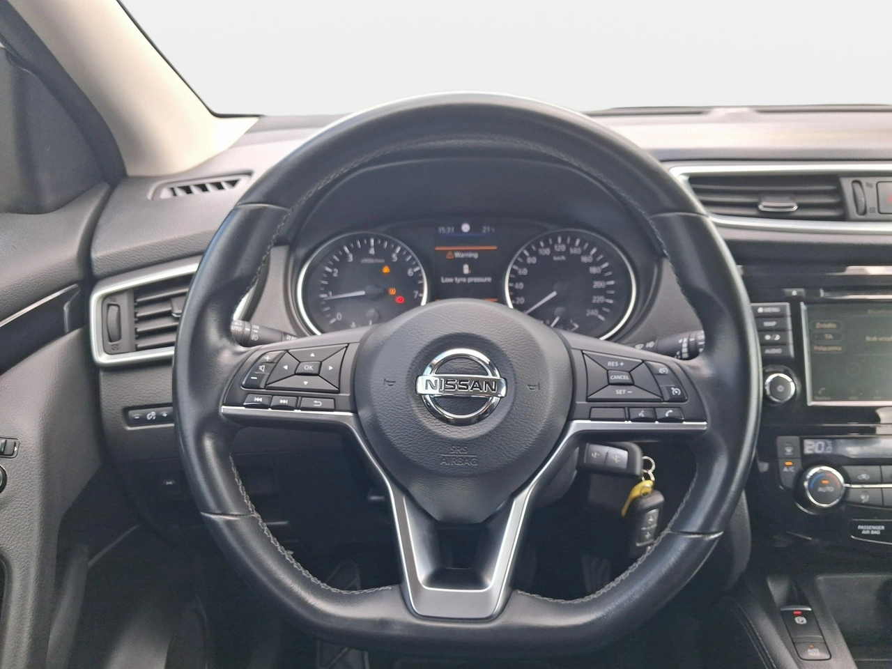 Nissan Qashqai - Zdjęcie 13