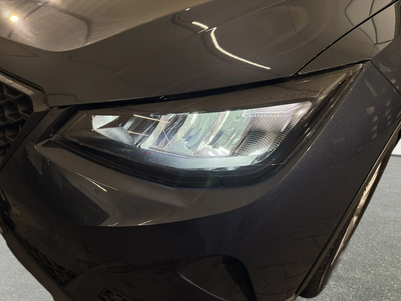 Seat Arona - Zdjęcie 8