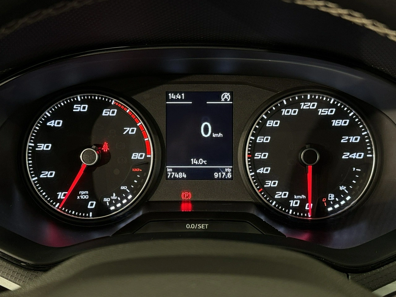 Seat Arona - Zdjęcie 11