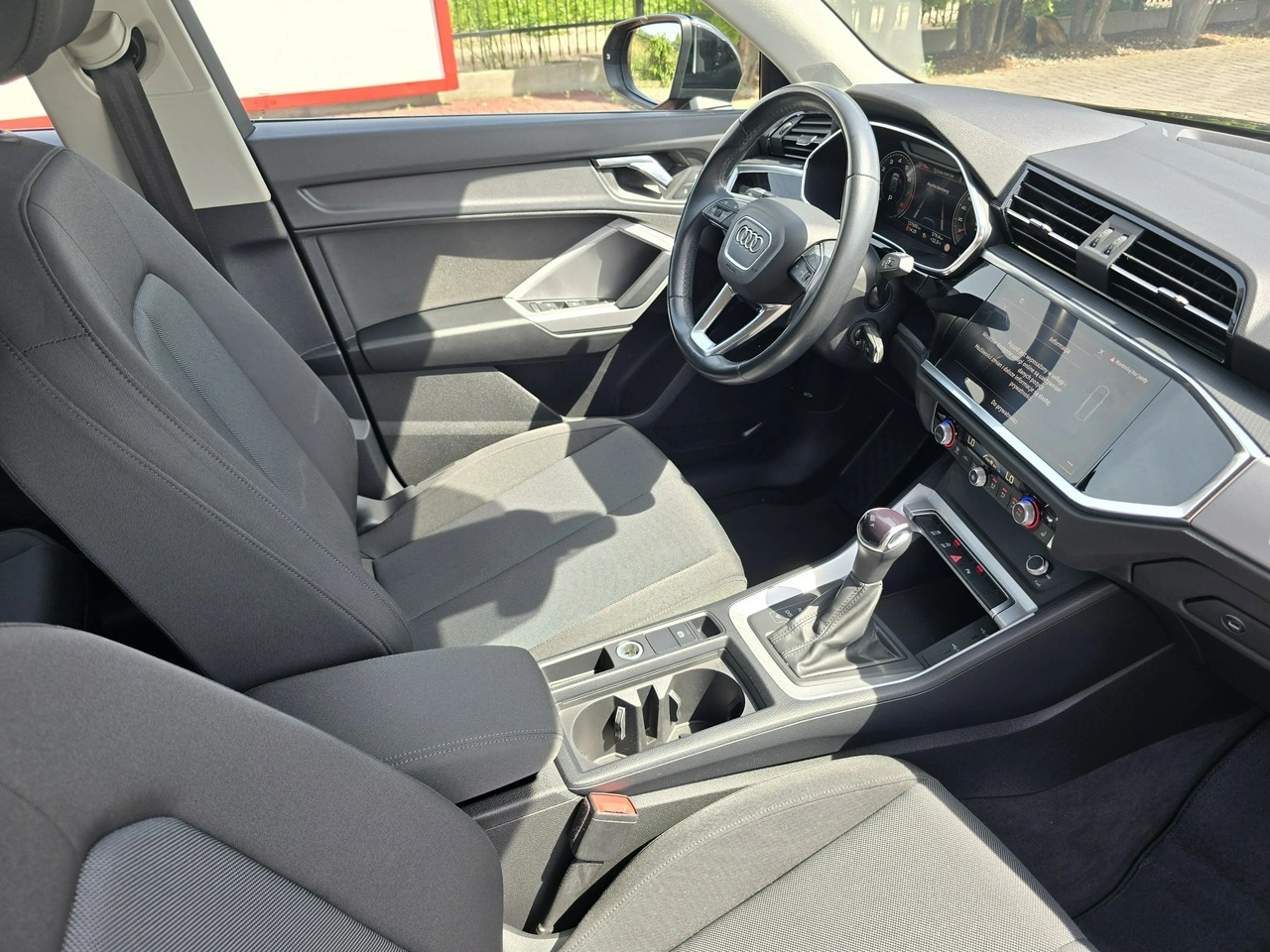 Audi Q3 - Zdjęcie 13