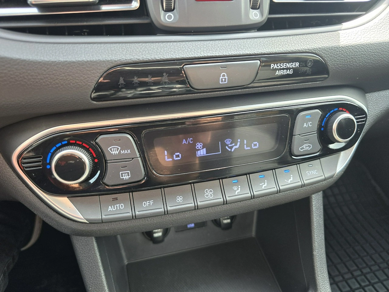 Hyundai i30 - Zdjęcie 18