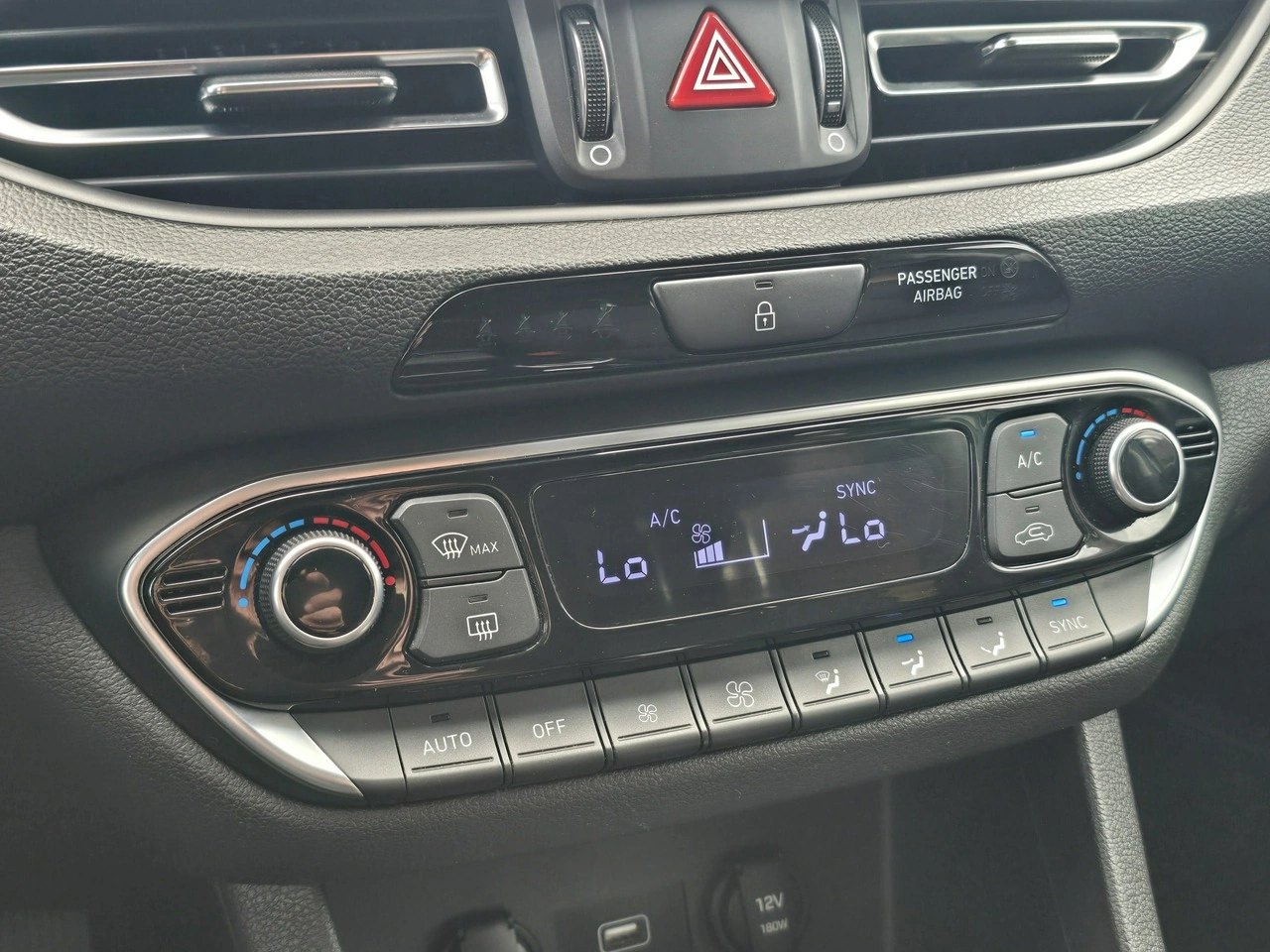 Hyundai i30 - Zdjęcie 19