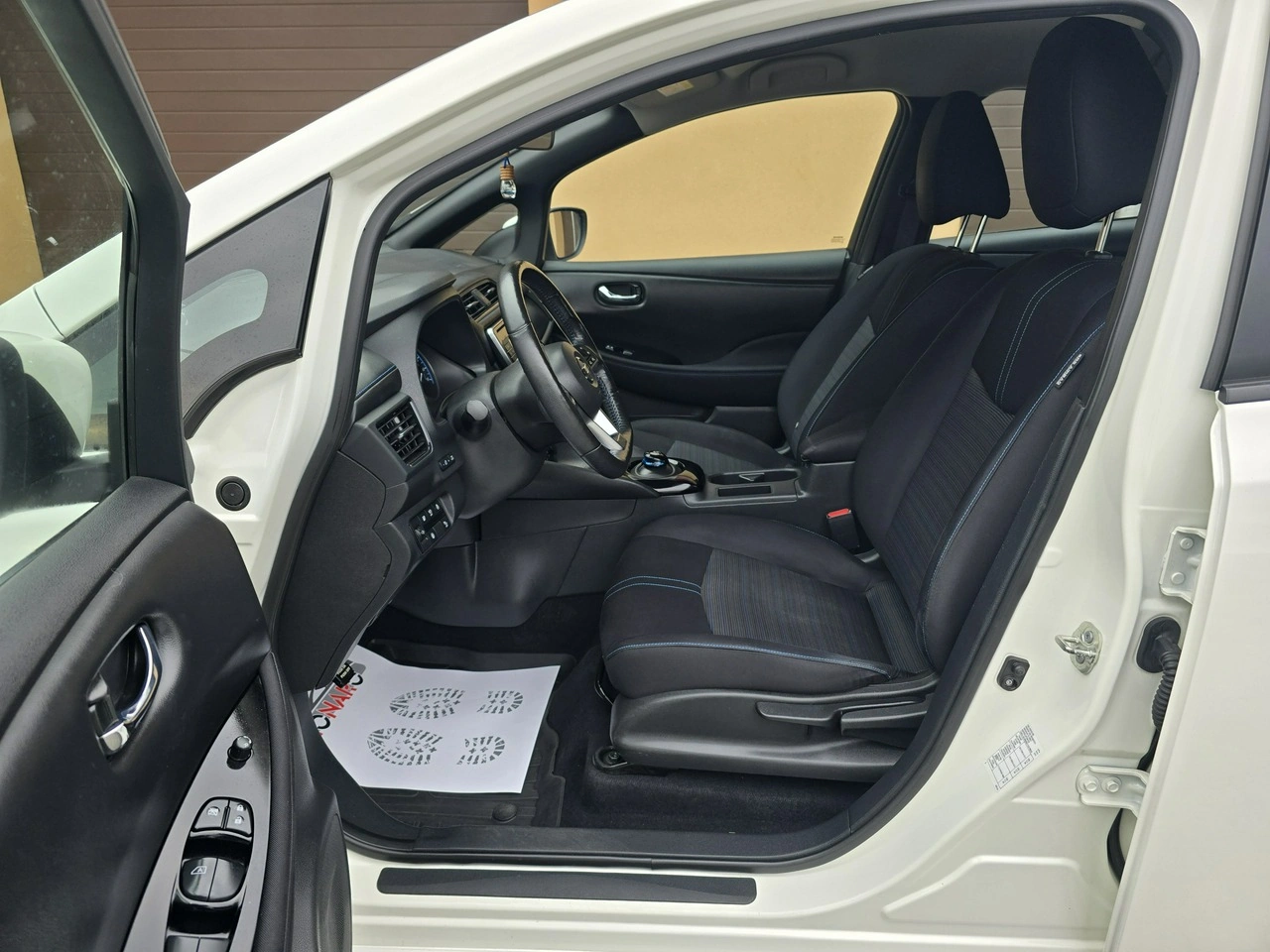 Nissan Leaf - Zdjęcie 9