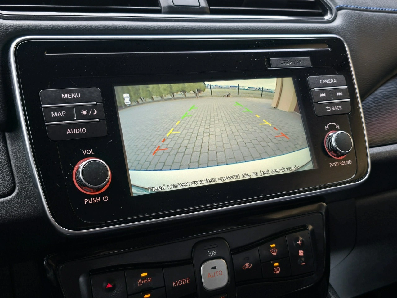 Nissan Leaf - Zdjęcie 12