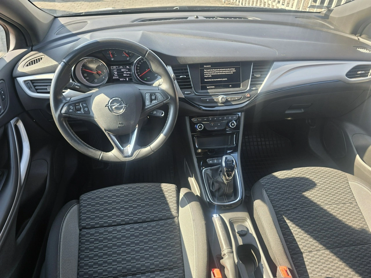 Opel Astra - Zdjęcie 6