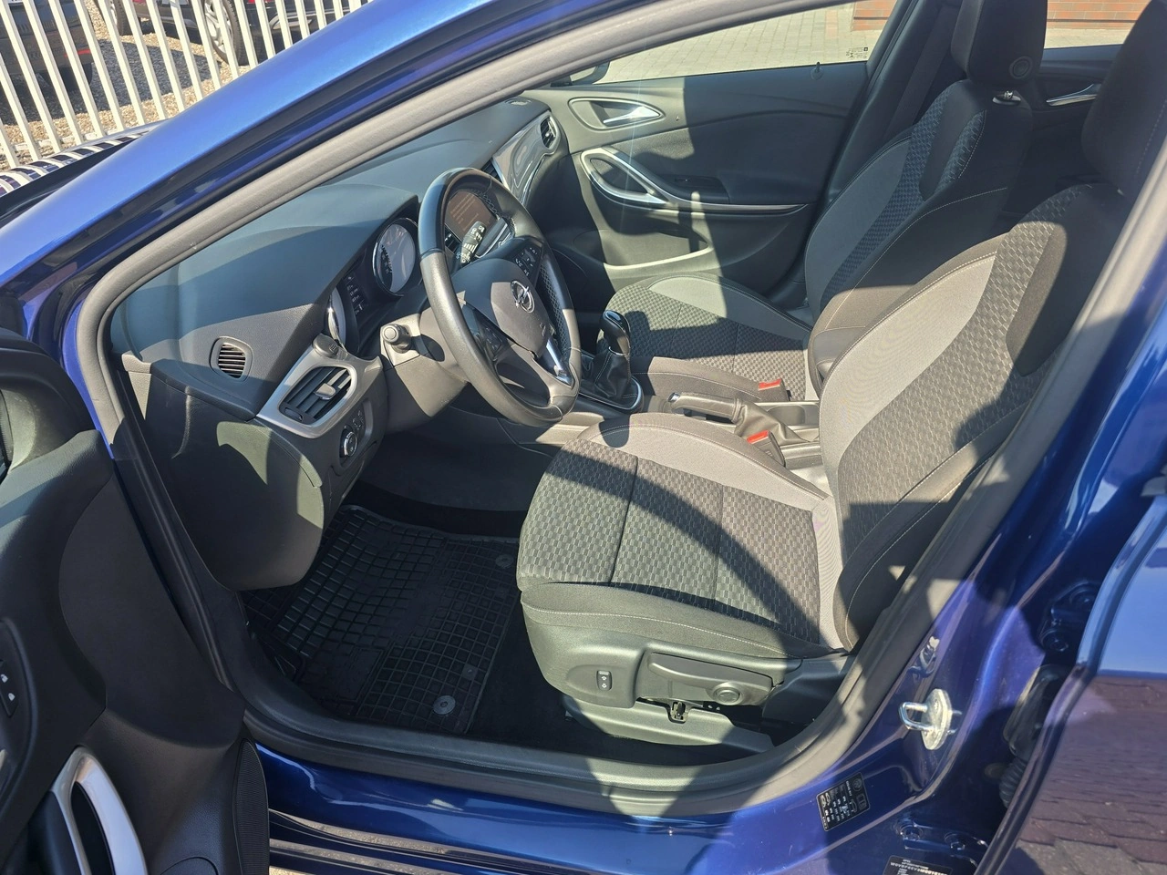 Opel Astra - Zdjęcie 7