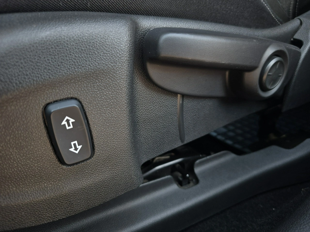 Opel Astra - Zdjęcie 27