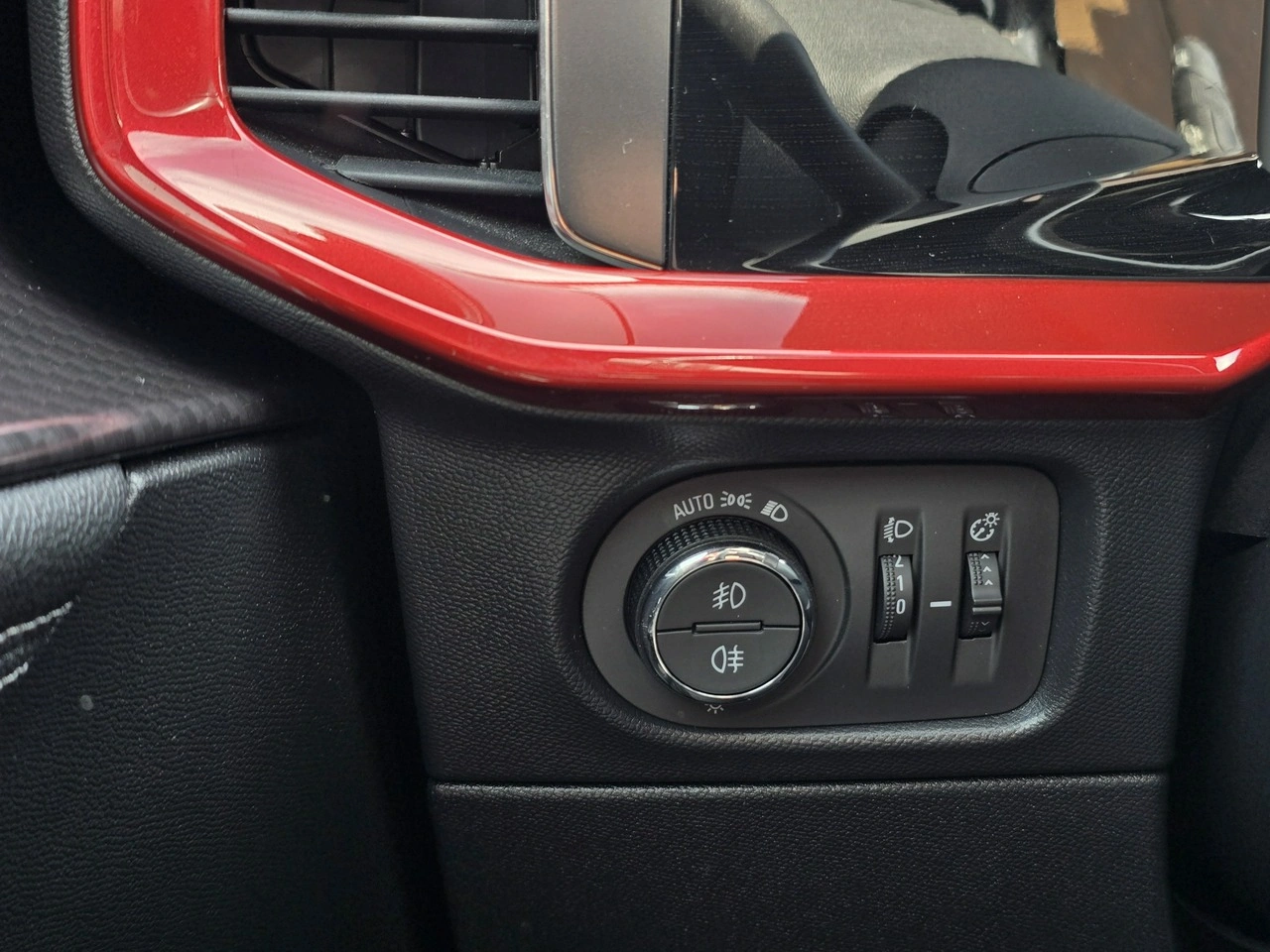 Opel Mokka - Zdjęcie 29