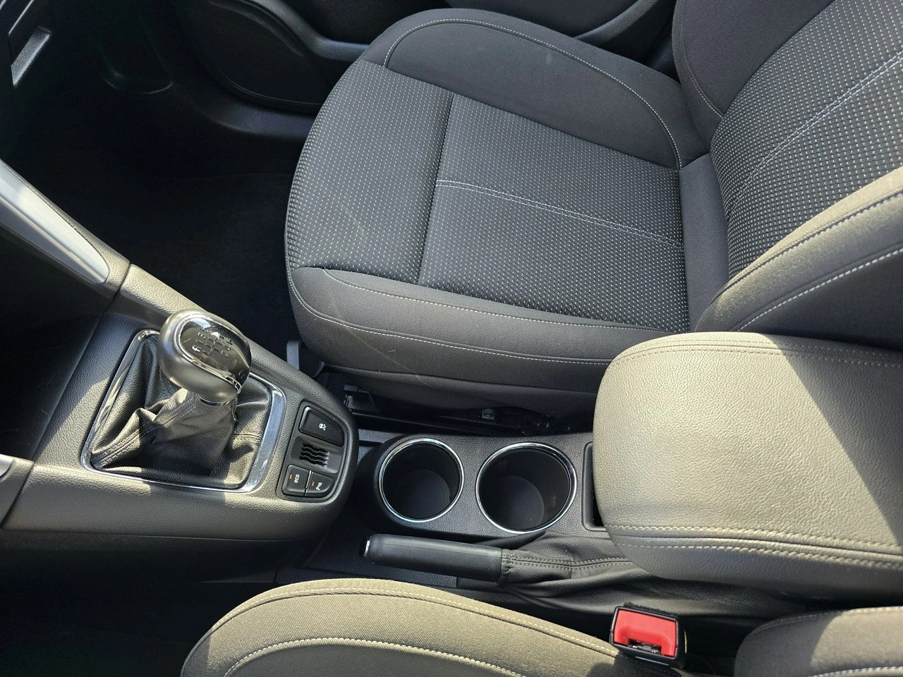 Opel Zafira - Zdjęcie 23