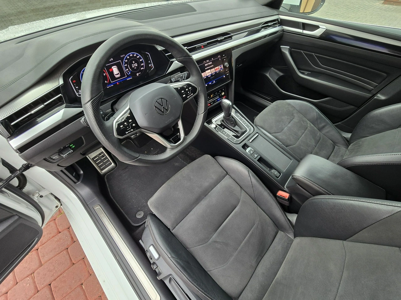 Volkswagen Arteon - Zdjęcie 12