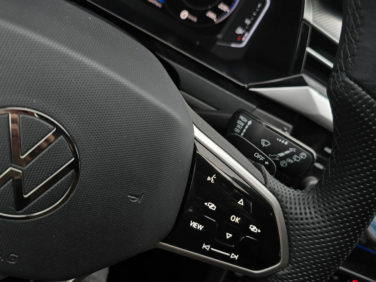 Volkswagen Arteon - Zdjęcie 33