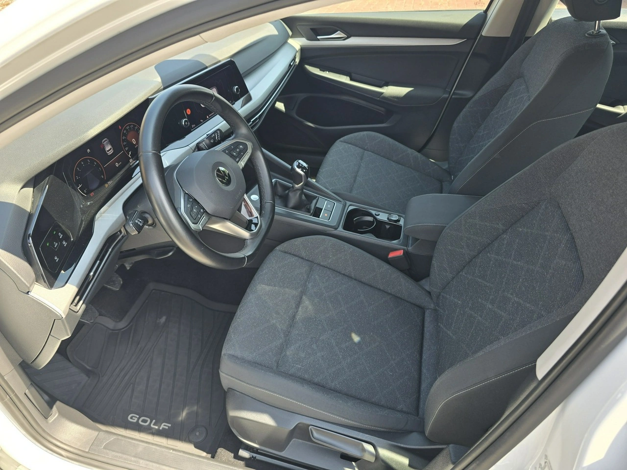 Volkswagen Golf - Zdjęcie 9