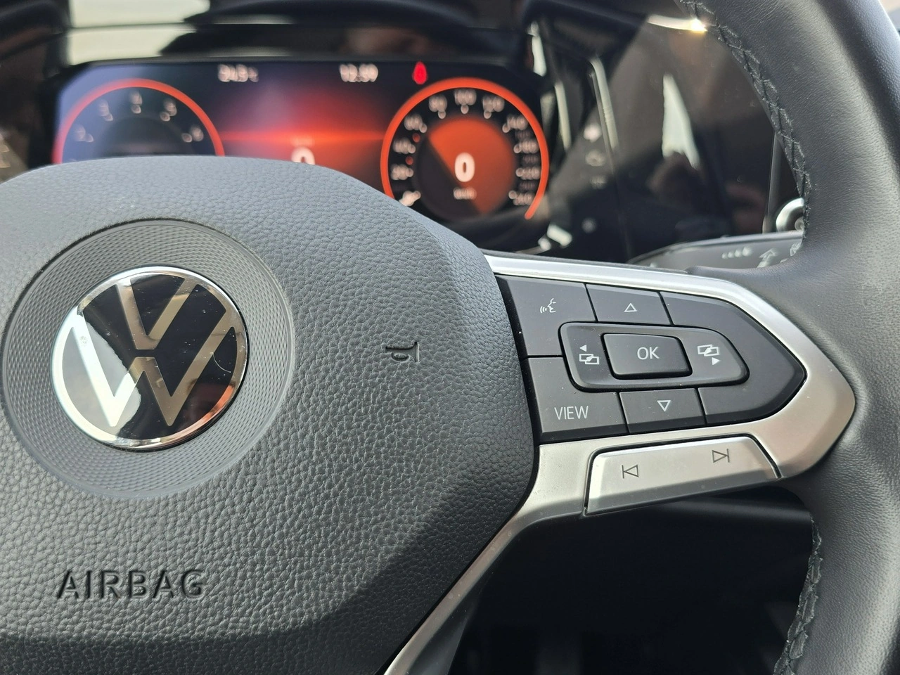 Volkswagen Golf - Zdjęcie 20