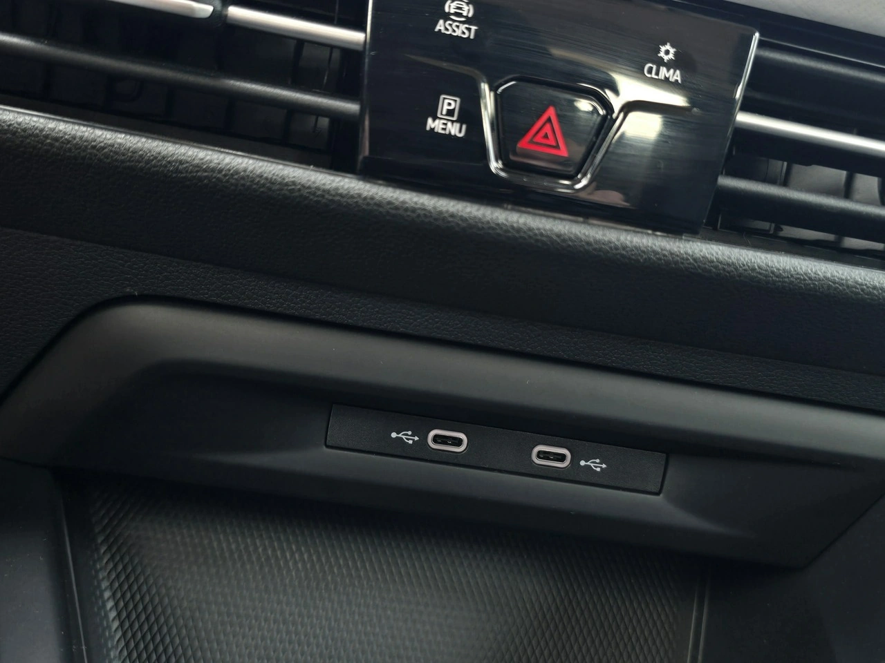 Volkswagen Golf - Zdjęcie 33