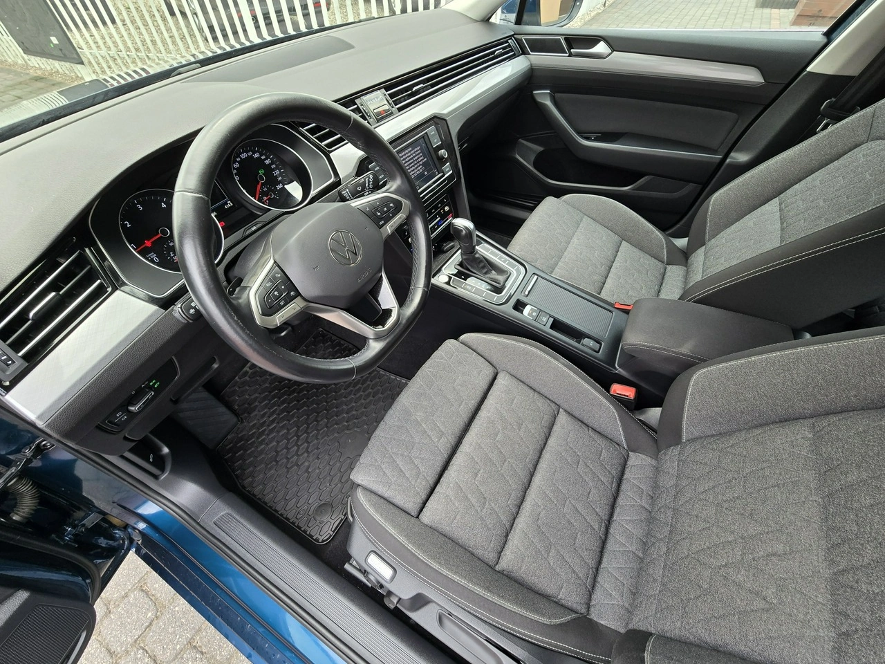 Volkswagen Passat - Zdjęcie 11