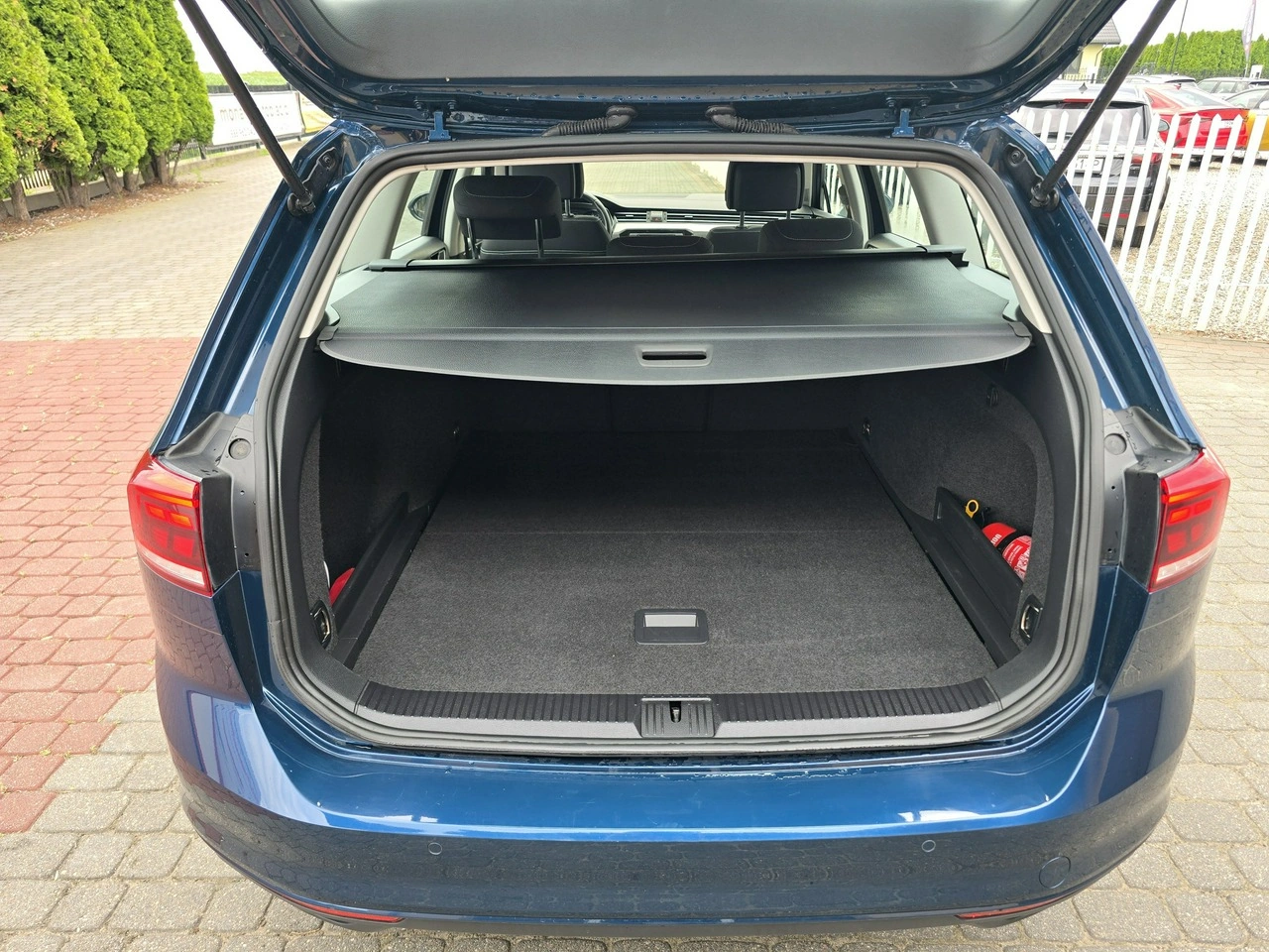 Volkswagen Passat - Zdjęcie 29