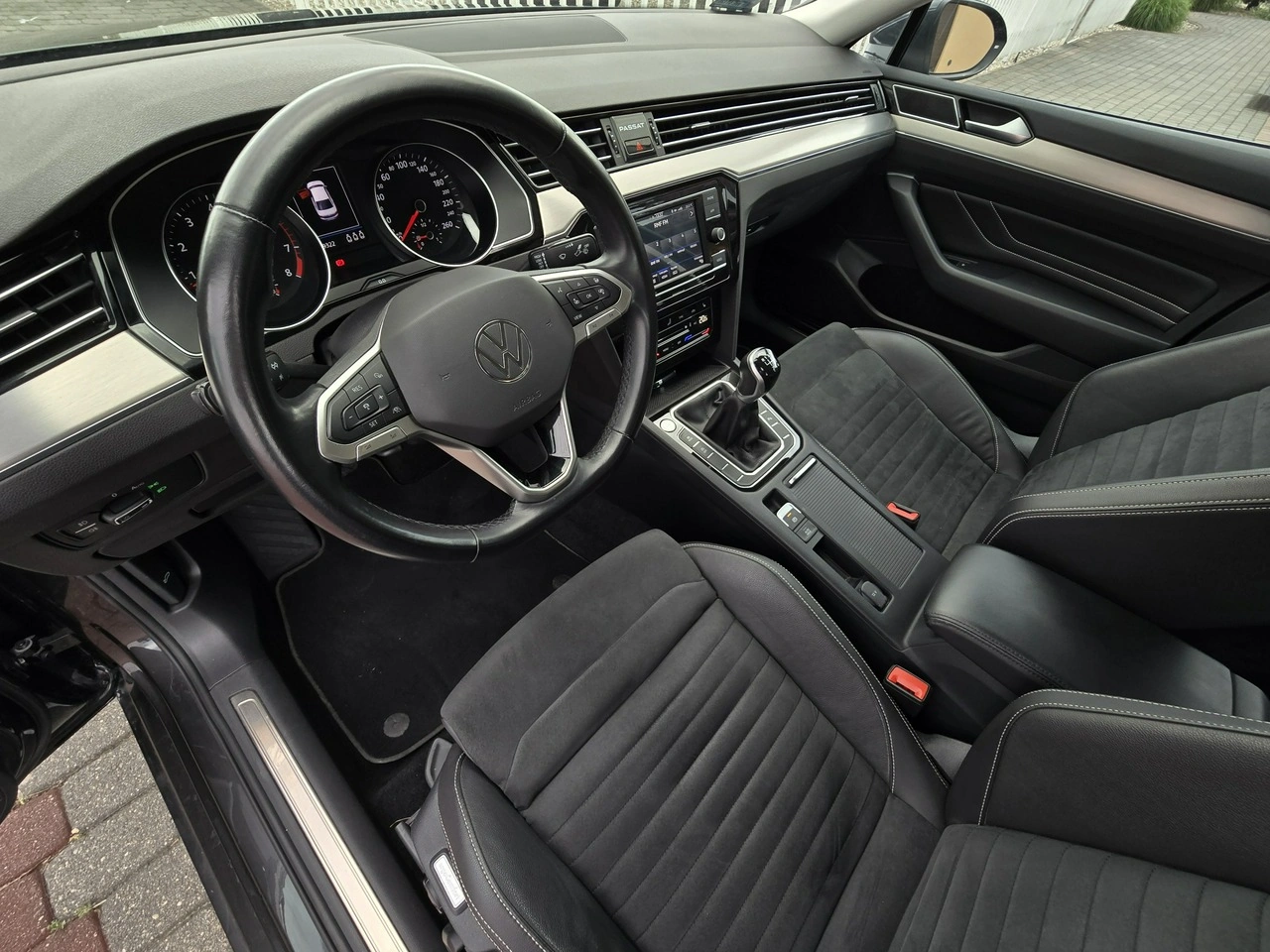 Volkswagen Passat - Zdjęcie 10
