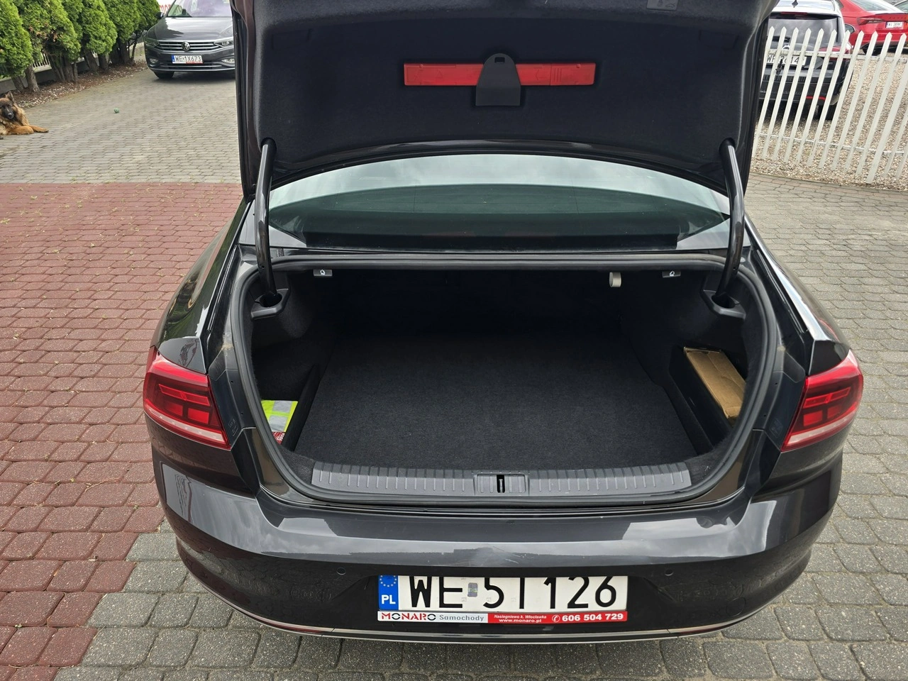 Volkswagen Passat - Zdjęcie 32