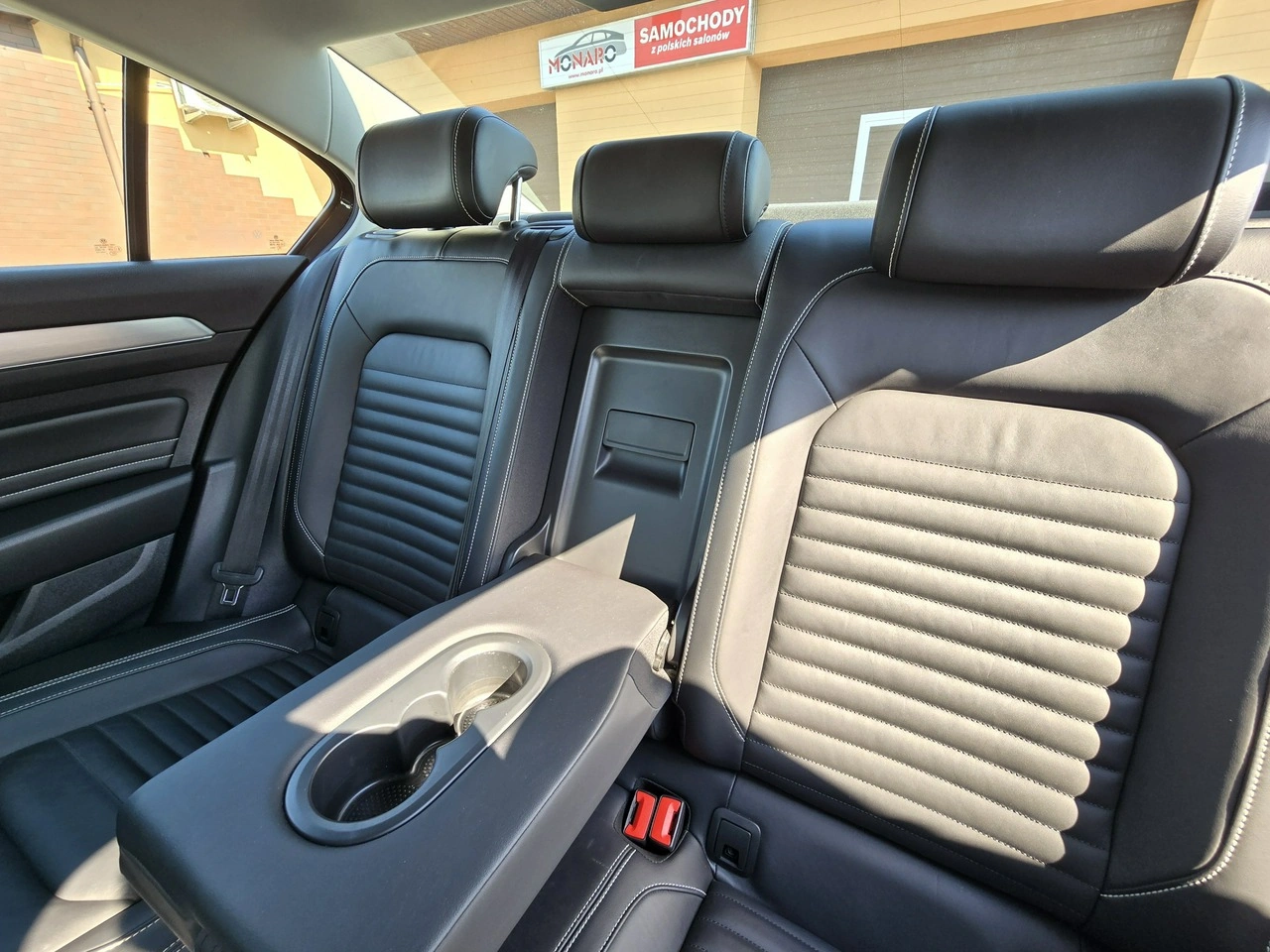 Volkswagen Passat - Zdjęcie 14