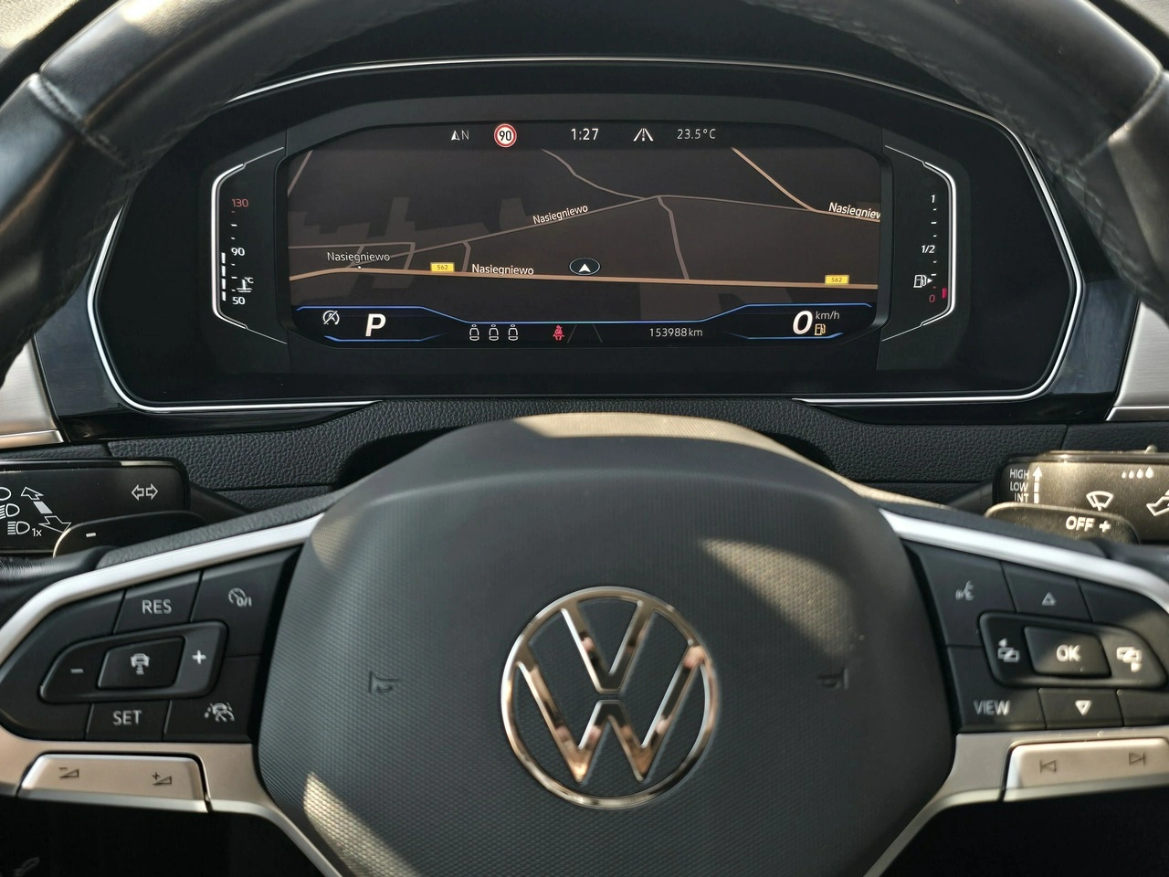 Volkswagen Passat - Zdjęcie 17