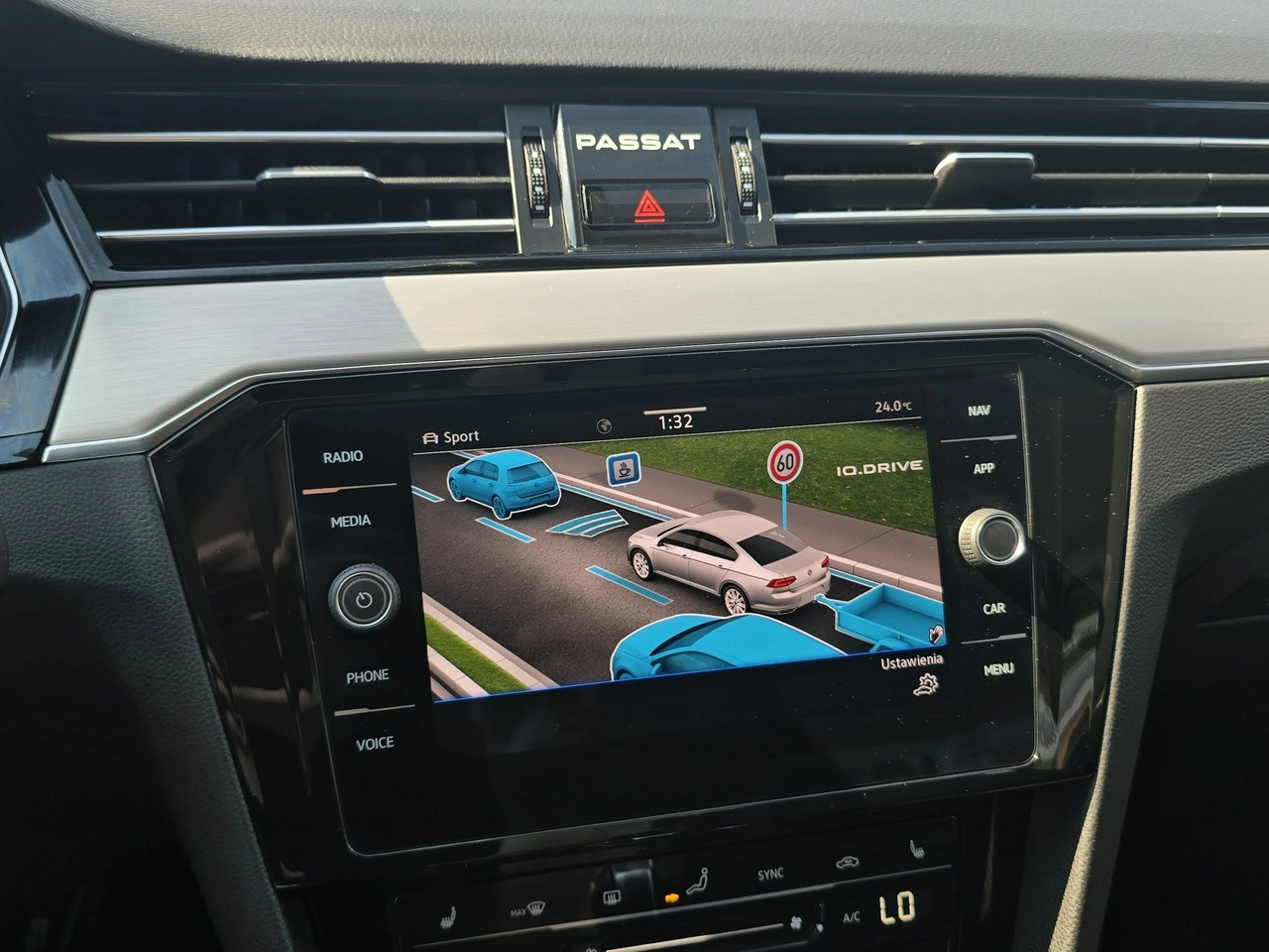 Volkswagen Passat - Zdjęcie 19