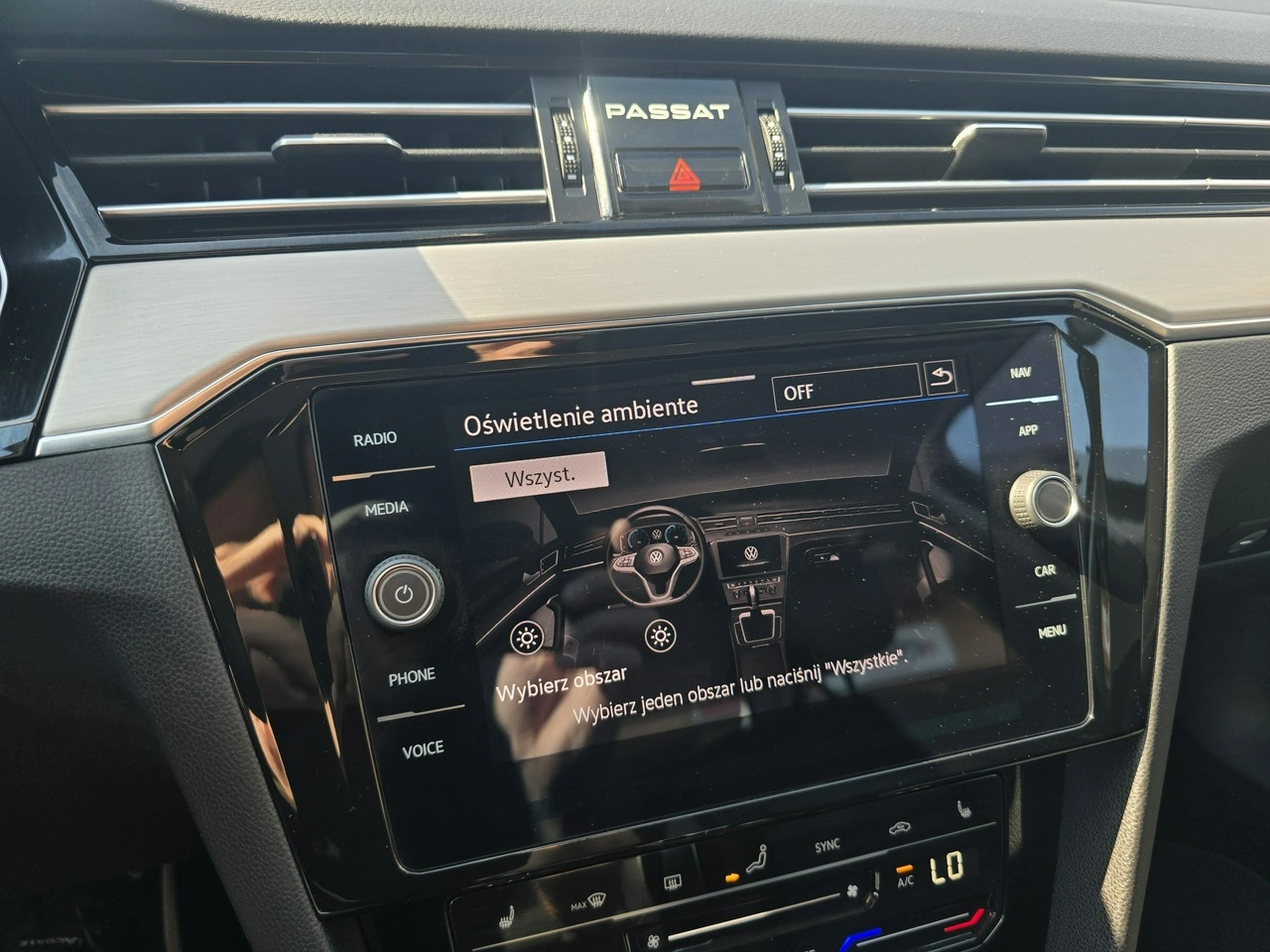 Volkswagen Passat - Zdjęcie 22
