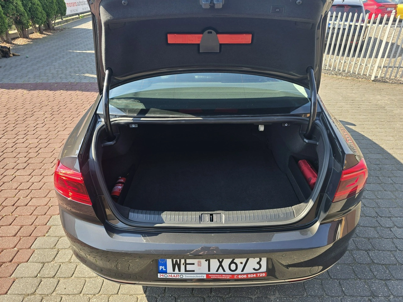Volkswagen Passat - Zdjęcie 34