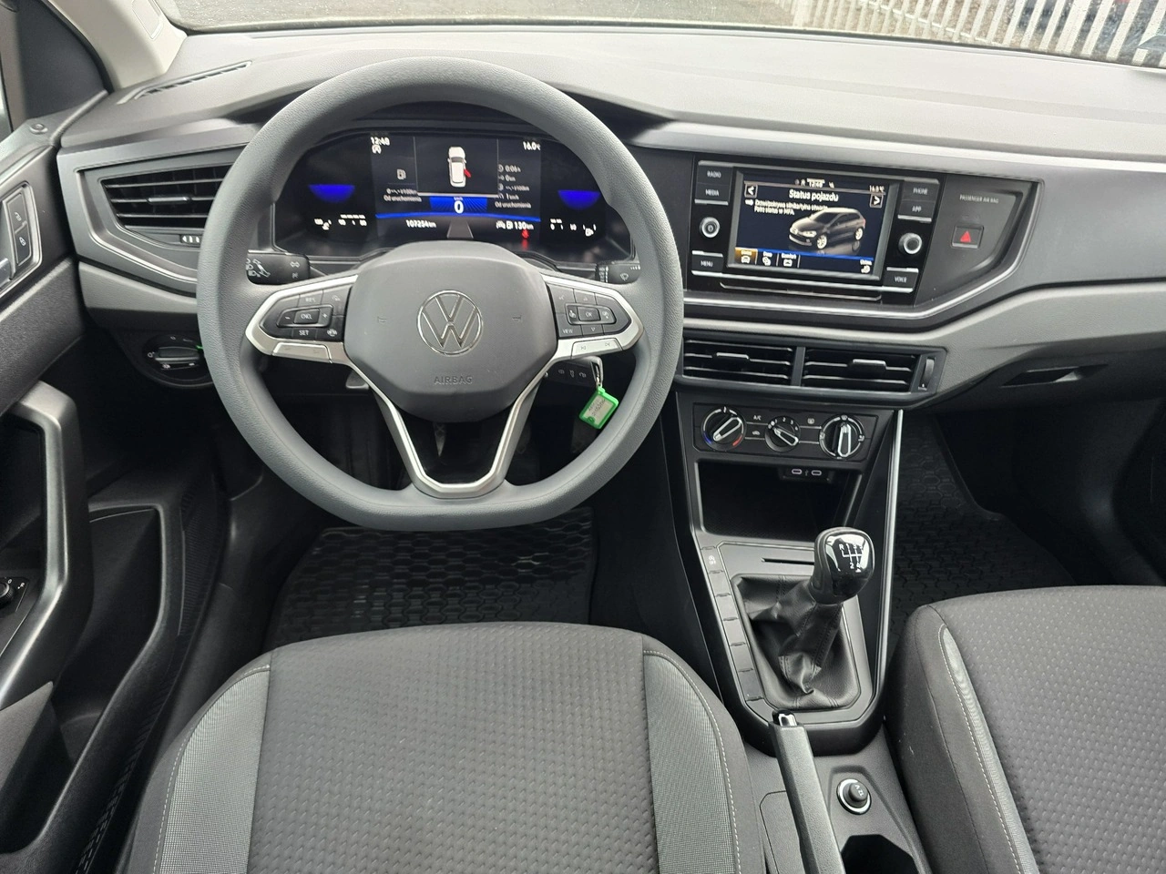 Volkswagen Polo - Zdjęcie 8
