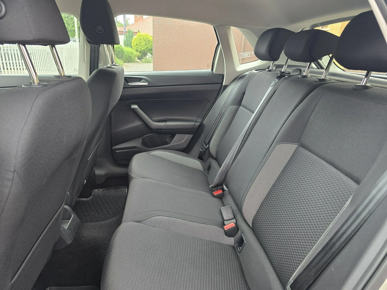 Volkswagen Polo - Zdjęcie 11