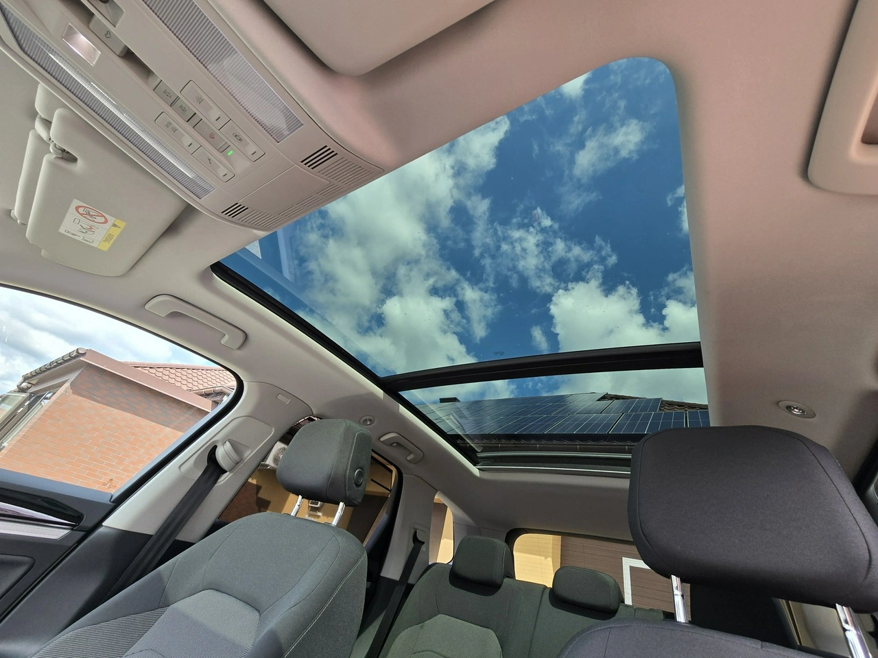 Volkswagen Touareg - Zdjęcie 11