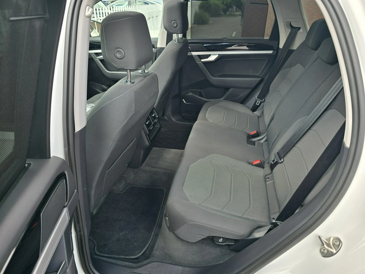 Volkswagen Touareg - Zdjęcie 13