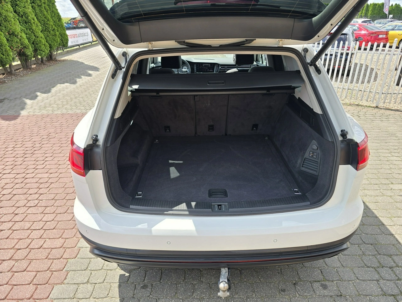 Volkswagen Touareg - Zdjęcie 31