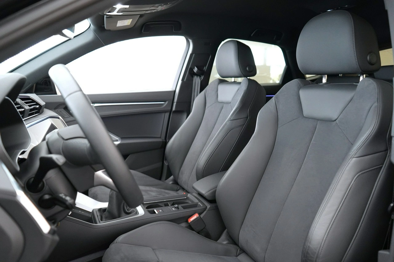 Audi Q3 - Zdjęcie 11