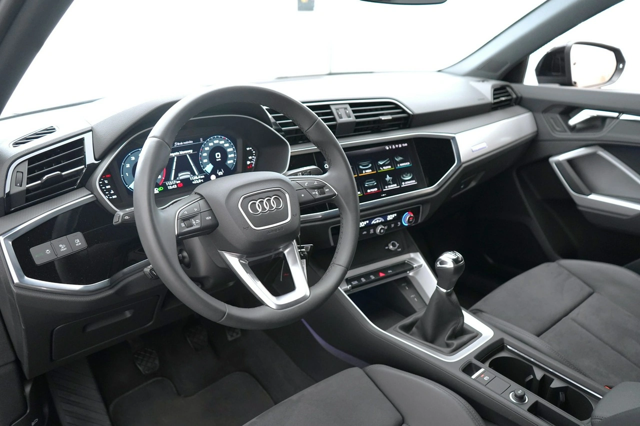 Audi Q3 - Zdjęcie 13