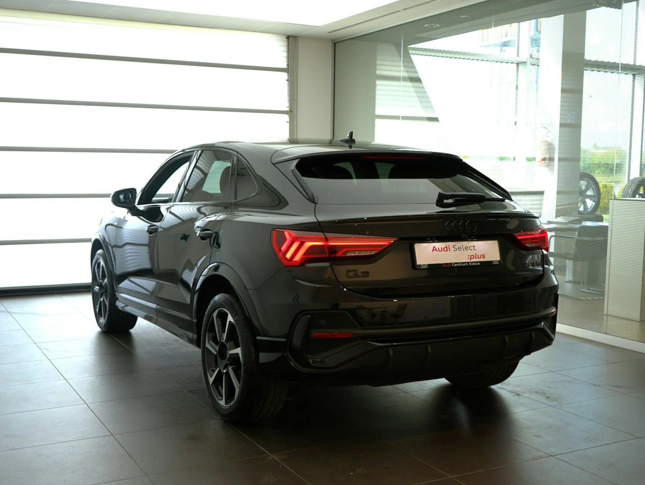Audi Q3 - Zdjęcie 1