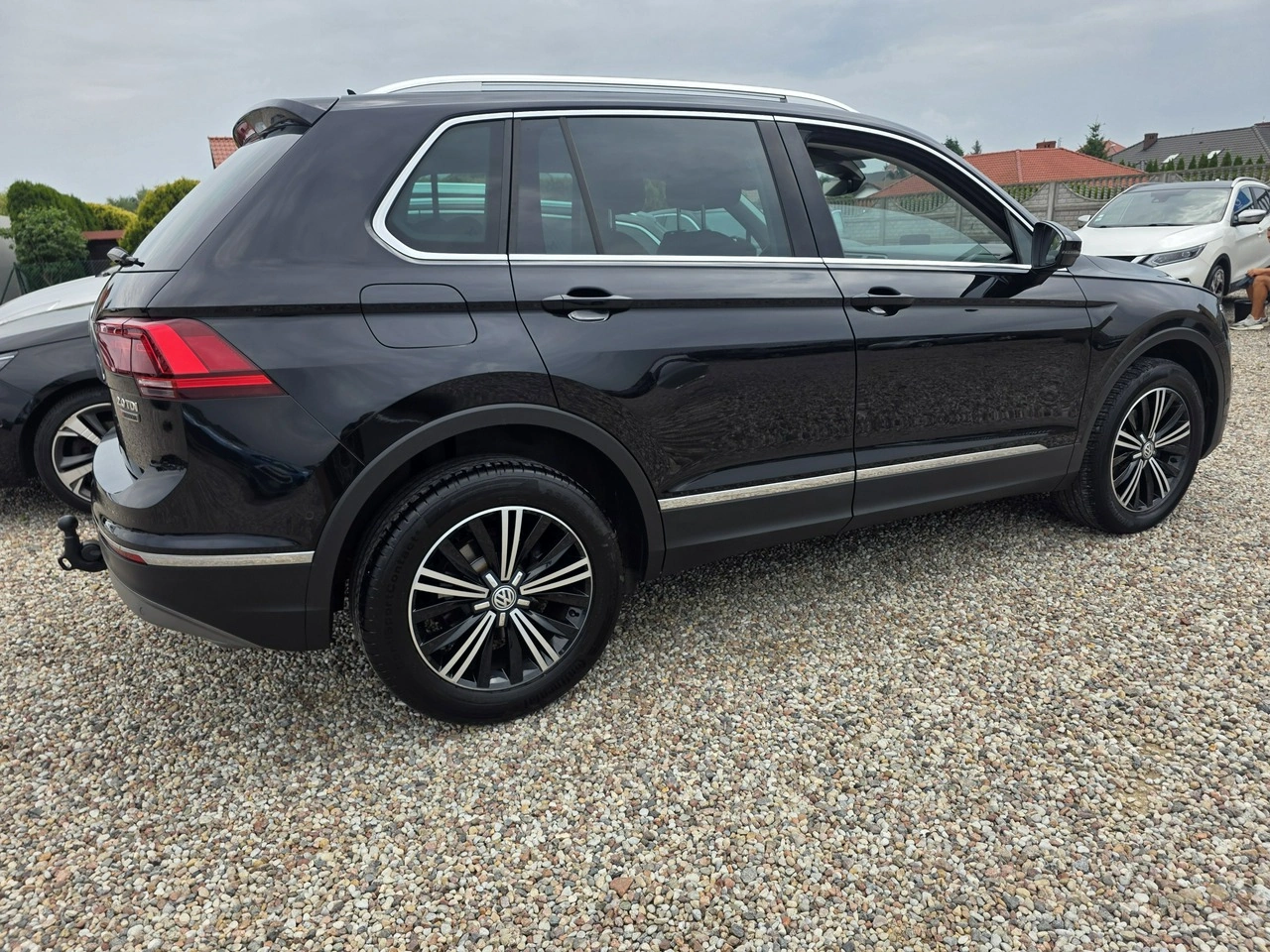 Volkswagen Tiguan - Zdjęcie 18
