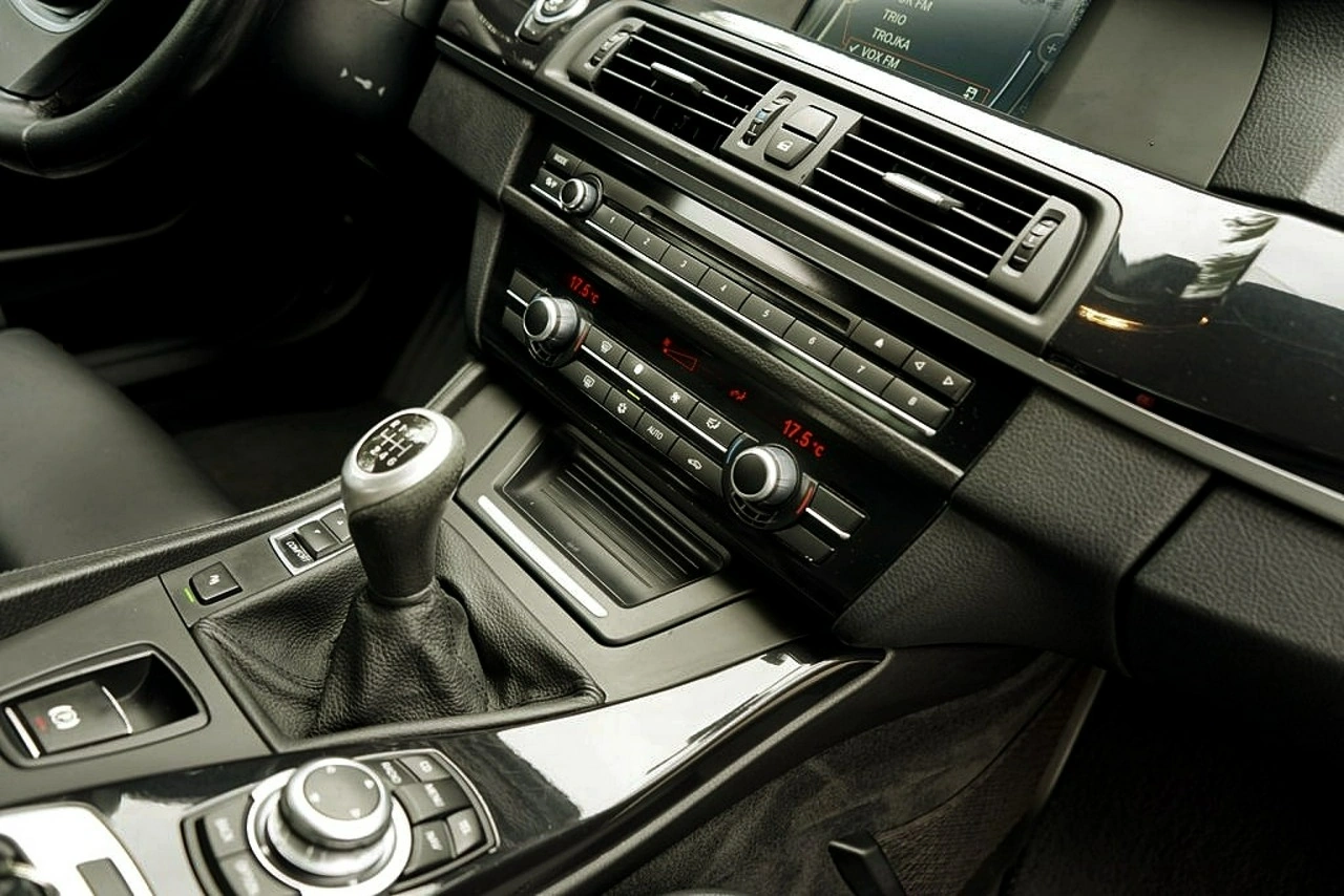 BMW 525 - Zdjęcie 31
