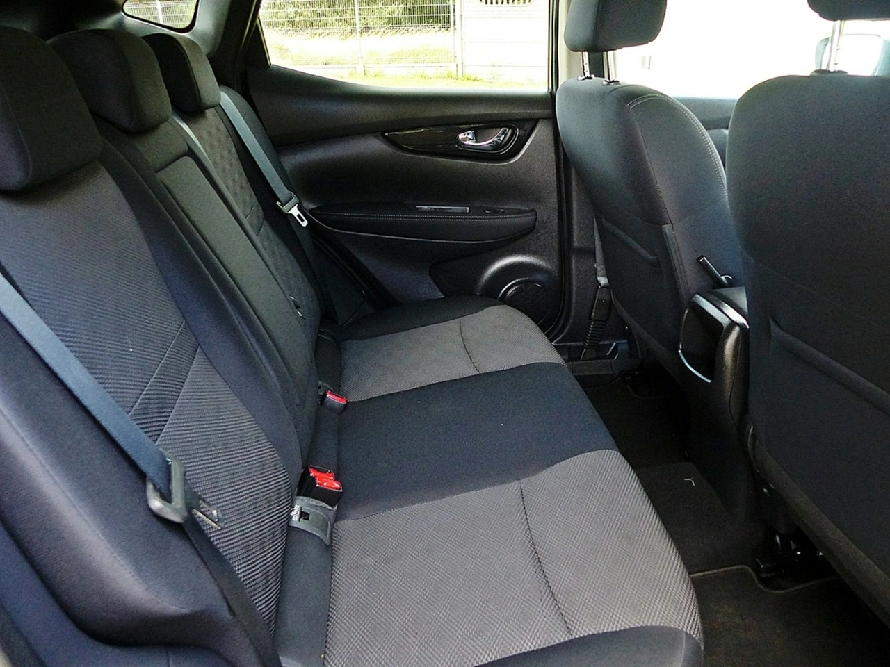 Nissan Qashqai - Zdjęcie 21