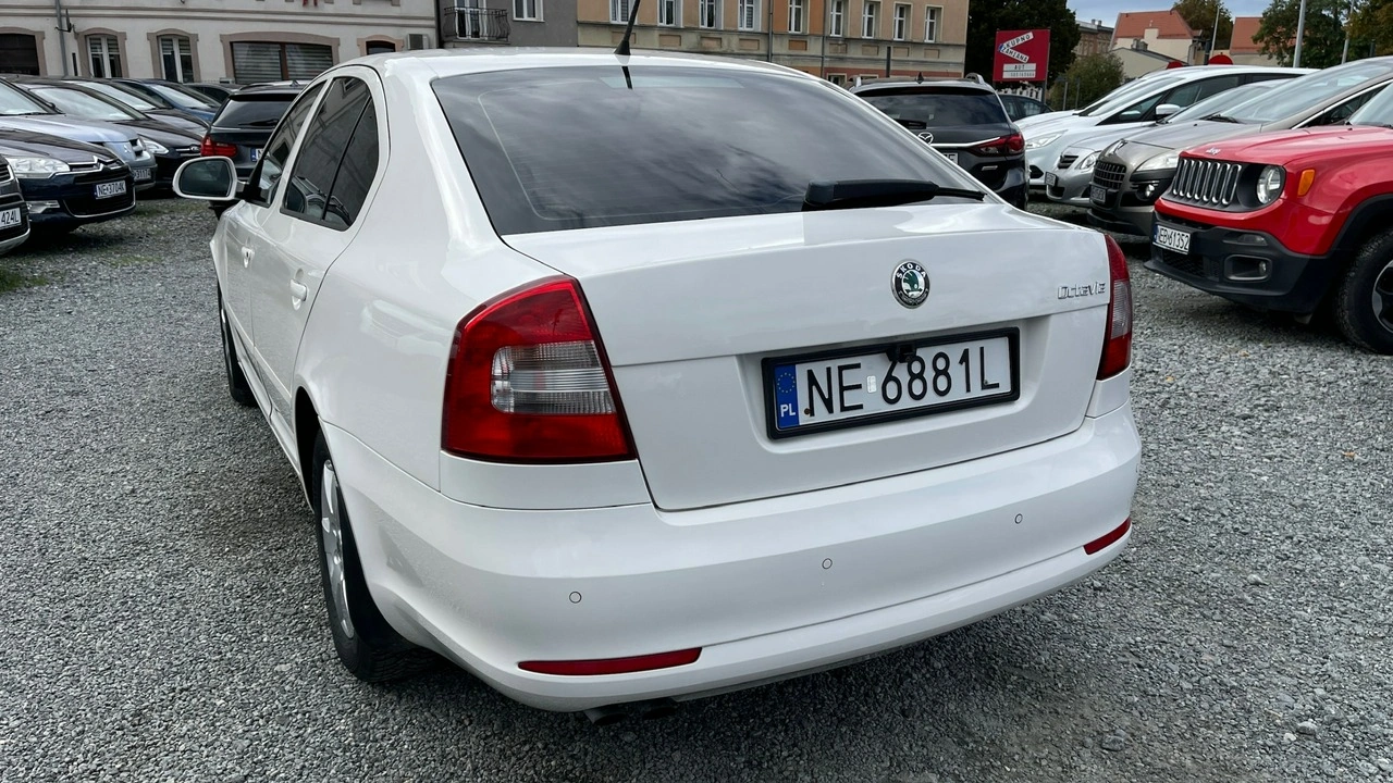 Skoda Octavia - Zdjęcie 13
