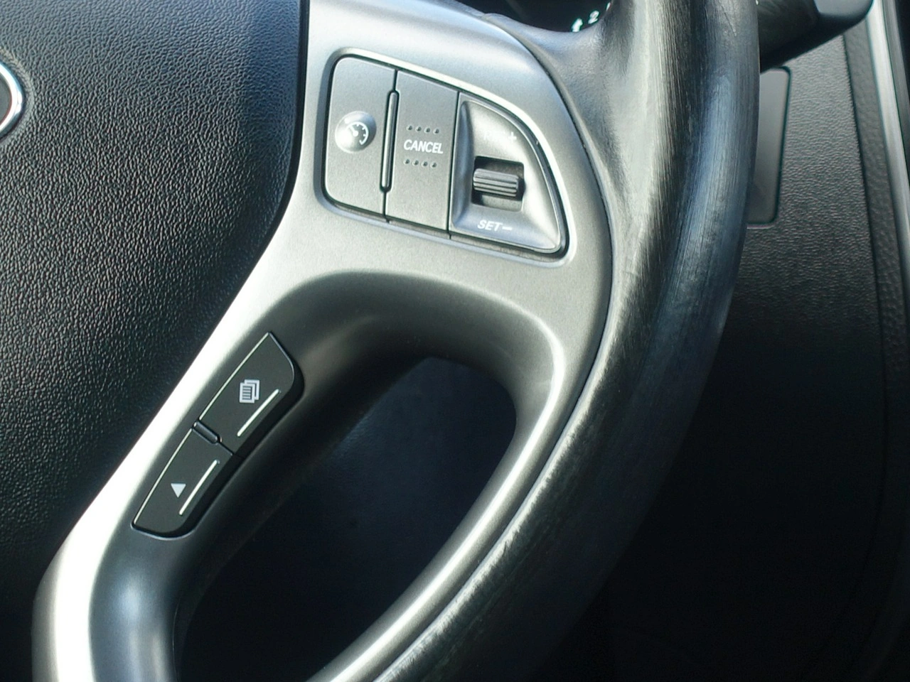 Hyundai ix35 - Zdjęcie 22
